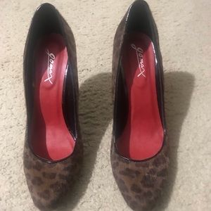 Leopard Print Pumps